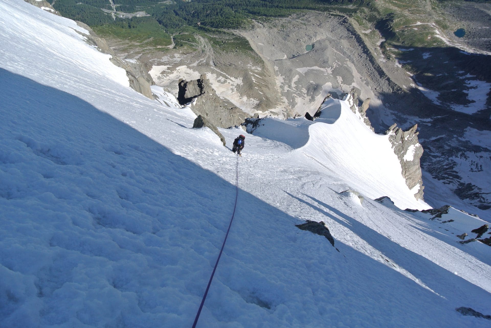 Helyum_Xavier-Carrard_Eperon-Frendo_Alpinisme_Aiguille-du-midi_France_2