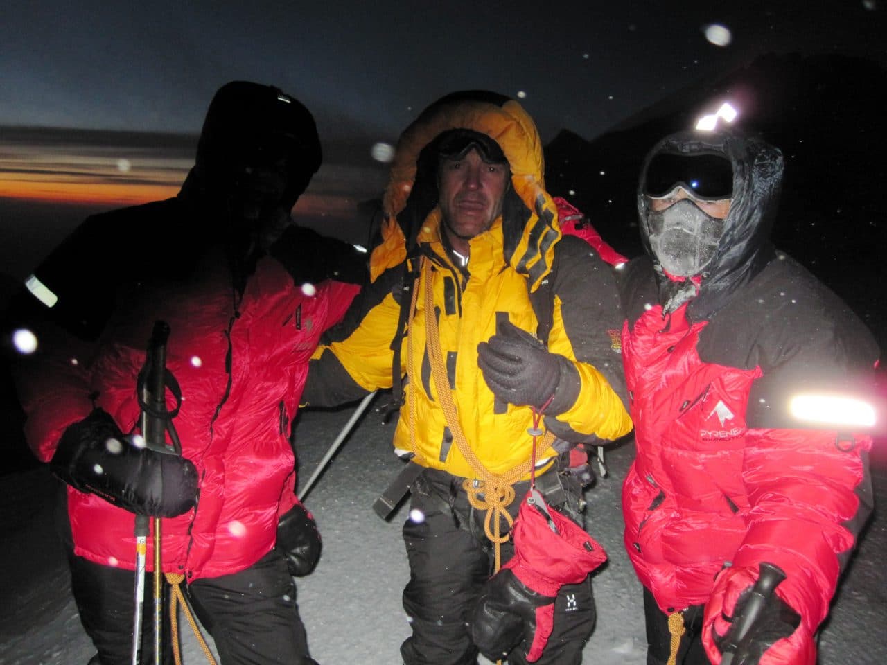 Helyum_Xavier-Carrard_Guide-de-montagne_Expedition_Alaska_Denali_Sommet_Bernard-Girod_Didier-Genecand
