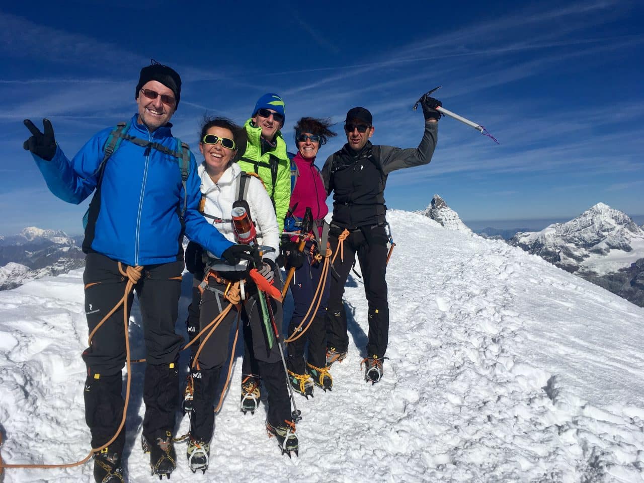 Un week-end entre fête et montagne à Zermatt pour l'anniversaire de Marc avec Yann, guide à Helyum.