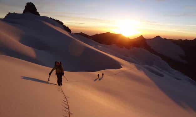 <span style="font-size:1.5em;"><span class="caps">ALPINISME</span> </span><br> Bolivie – Equateur <br> /// sept. – oct. 2018 /// <br><span style="color: #B22222;"> Complet </span>