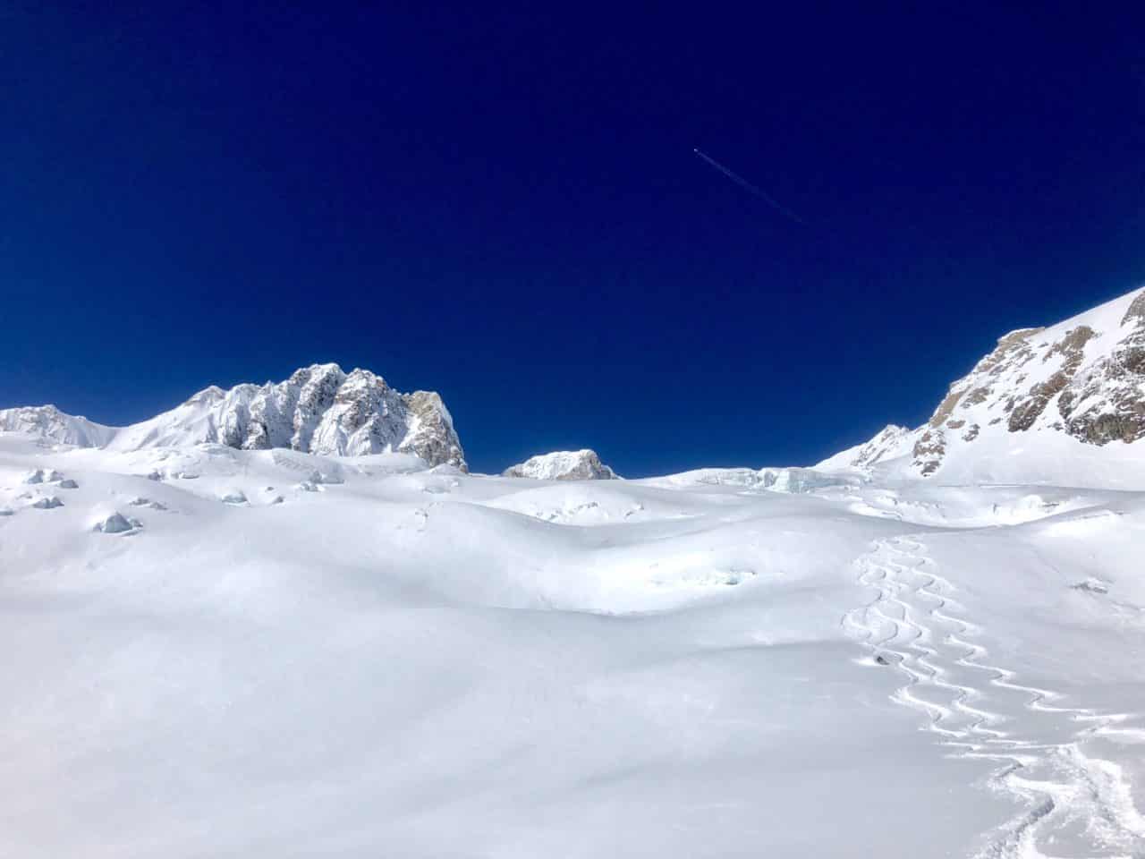 Semaine de ski freeride dans le Val d'Aoste avec Yann Nussbaumer guide de montagne Helyum