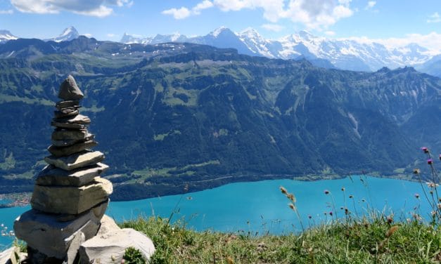 <span style="font-size:1.5em;"><span class="caps">NATURE</span> </span><br> Habkern, aux portes d’Interlaken <br> /// octobre 2019 /// <br><span style="color: #b0cc00;"> Places disponibles </span>
