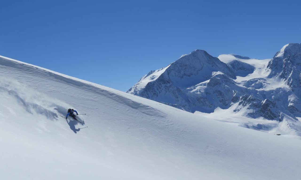 <span style="font-size:1.5em;"> SKI </span><br> Arolla Free Rando 4 jours <br> /// Février 2025 /// <br><span style="color: #b0cc00;"> Places Disponibles </span>