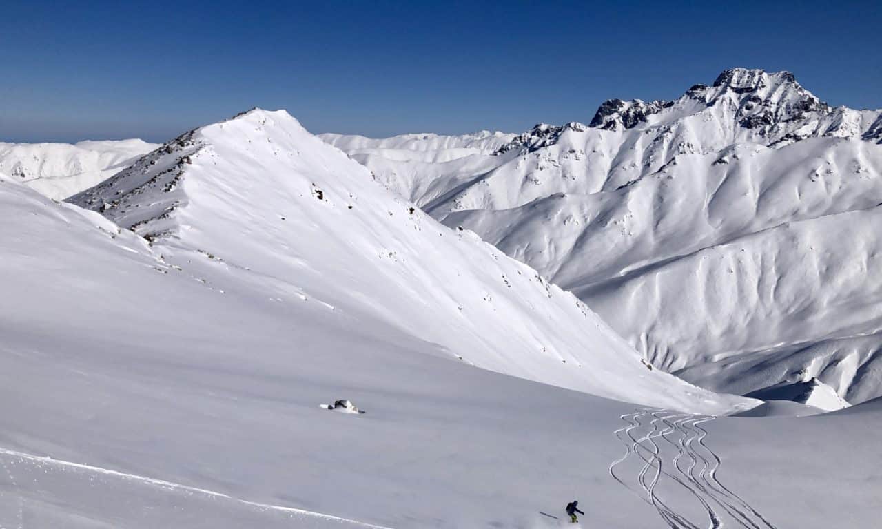 <span style="font-size:1.5em;"> SKI </span><br/> Heliski dans le Kaçkar, Turquie <br/> /// Hiver 2025 /// <br/><span style="COLOR: #B0CC00;"> Places disponibles </span>