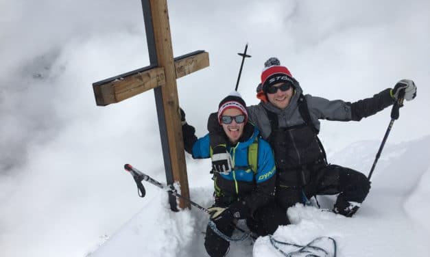 <span style="font-size:1.5em;"> ALPINISME </span><br/> Initiation à Orny <br/> /// Juillet 2021 /// <br/><span style="color: #b0cc00;"> Places disponibles
