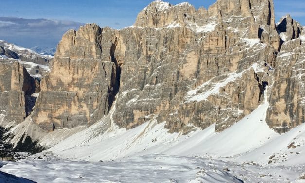 <span style="font-size:1.5em;"> SKI</span><br/>Dolomites<br/> /// Février-Mars 2021 /// <br/><span style="color: #b0cc00;"> séjour reporté </span>