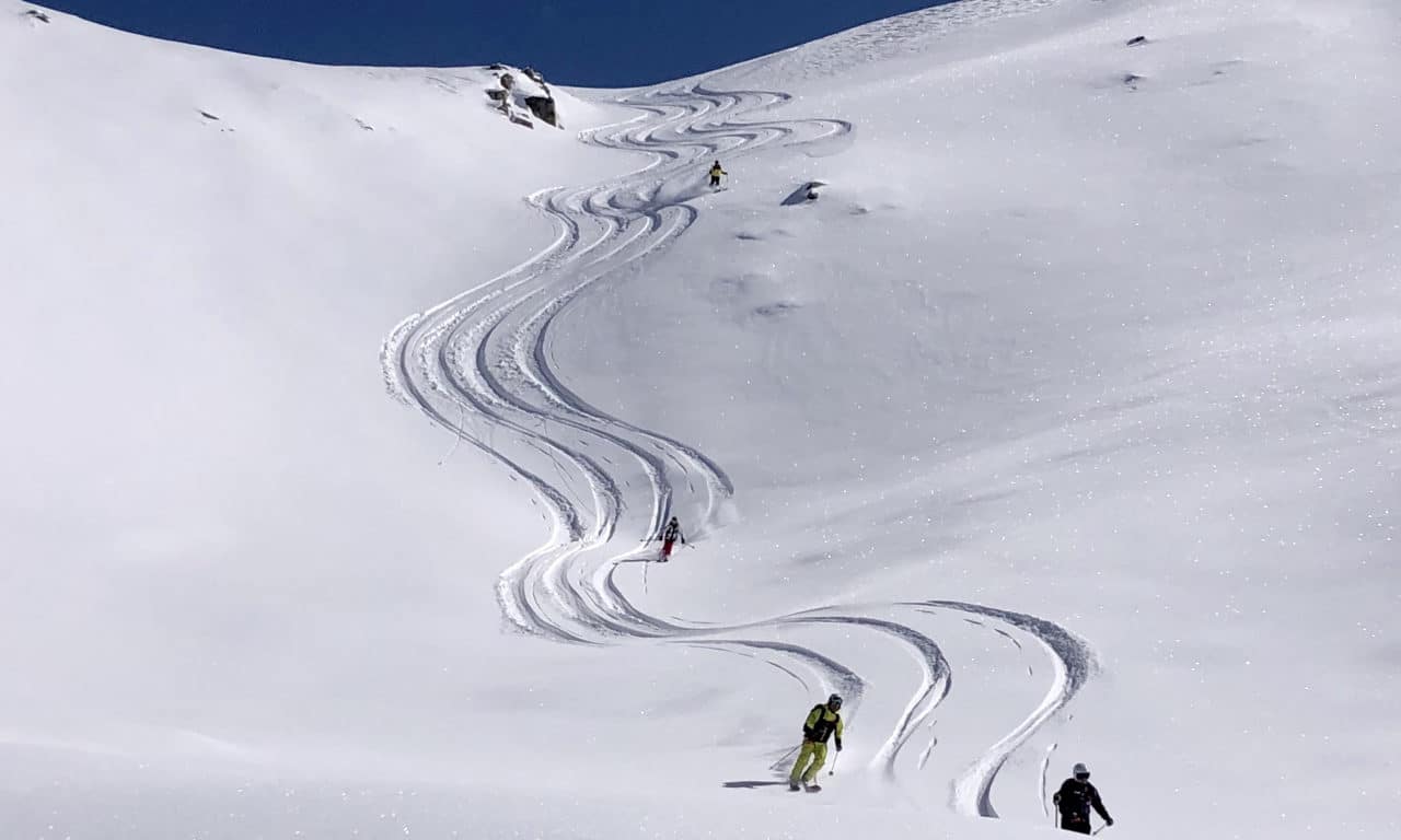 <span style="font-size:1.5em;"> SKI </span><br/> Heliski dans le Kaçkar, Turquie <br/> /// Hiver 2025 /// <br/><span style="COLOR: #B0CC00;"> Places disponibles </span>