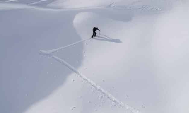 <span style="font-size:1.5em;">SKI </span><br> Cours avalanche<br> /// 25-26 janvier 2025 // <br><span style="color: #b0cc00;">Places Disponibles</span>