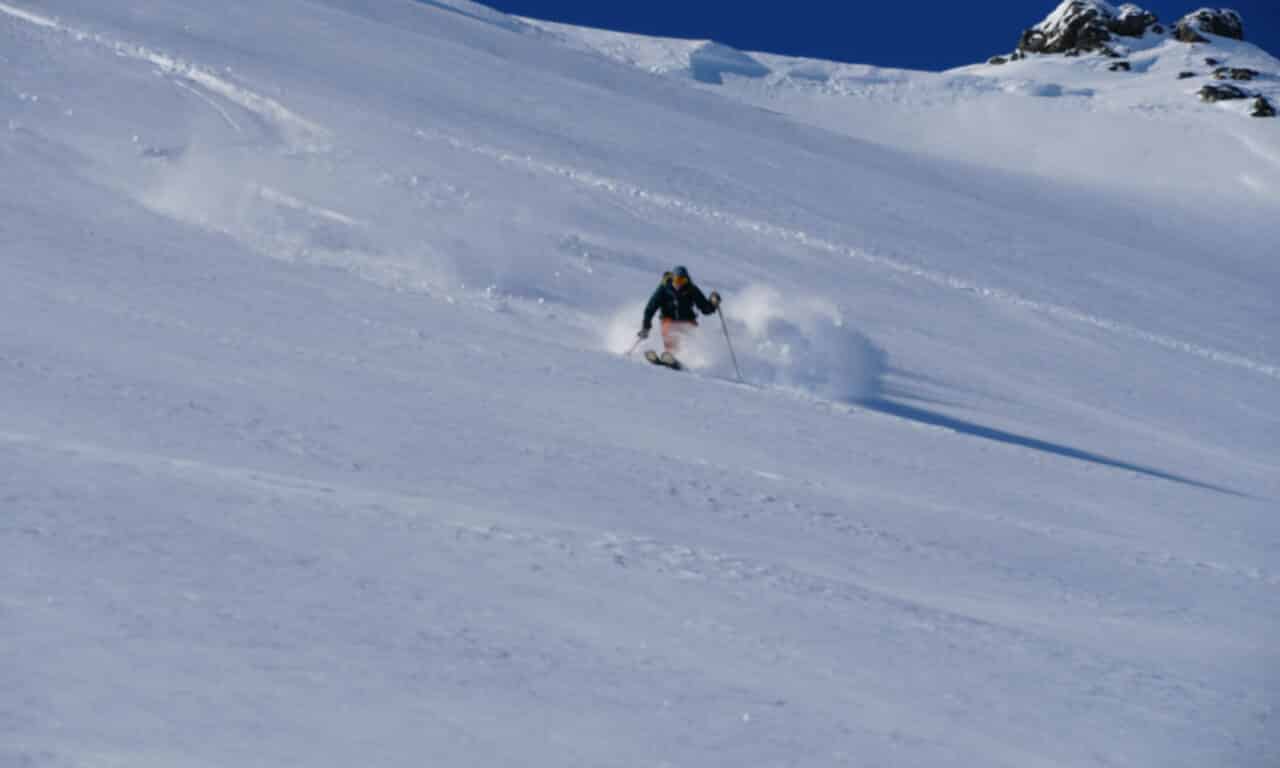 <span style="font-size:1.5em;"> SKI </span><br/> Les randos d’entre-fêtes – 1 journée <br/> /// 27 décembre 2025 /// <br/><span style="color: #b0cc00;"> Places disponibles</span>