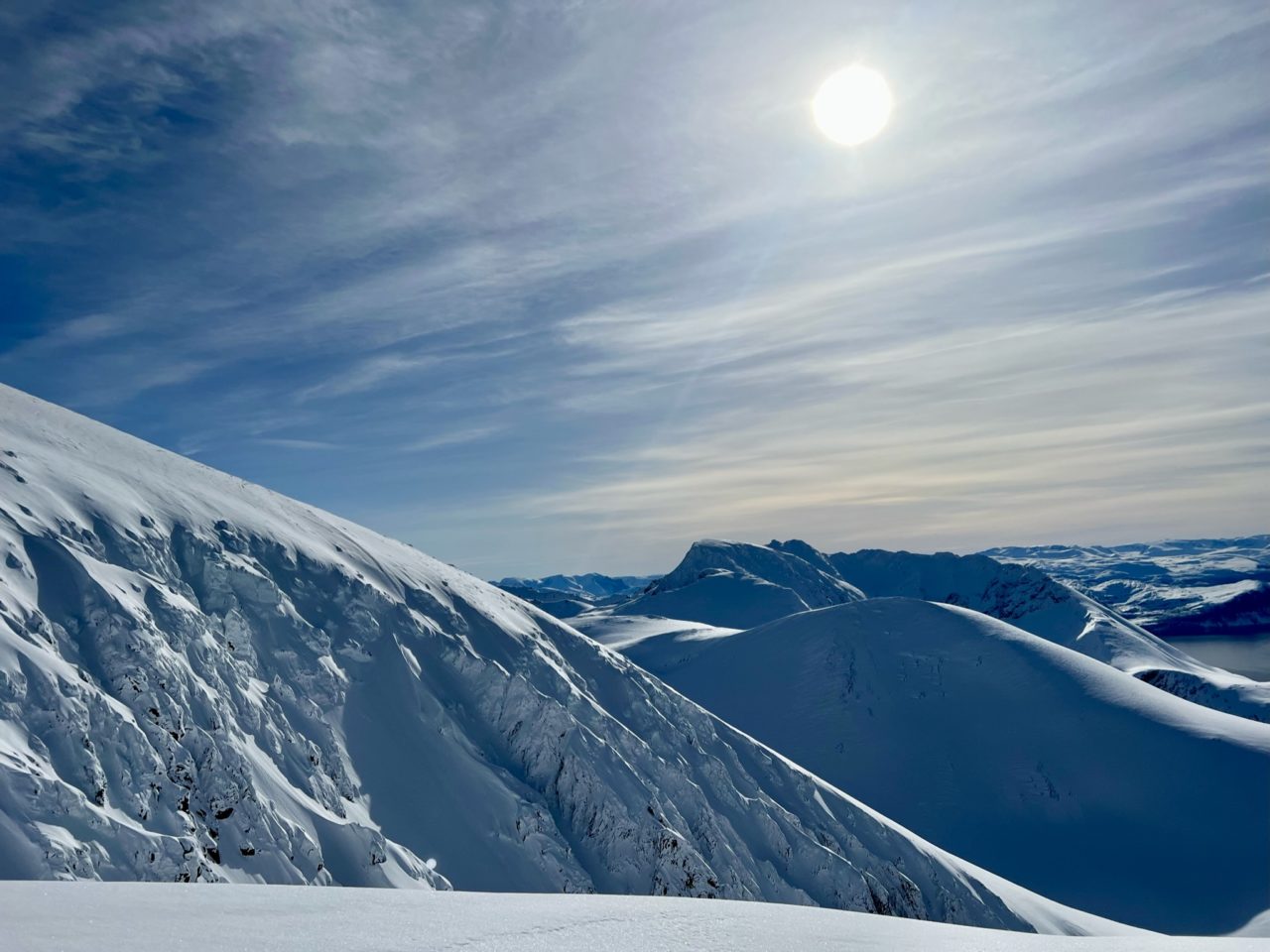Skirando voiles Norvège,Alpes de Lyngen,Nord de Tromsø, Helyum.ch
