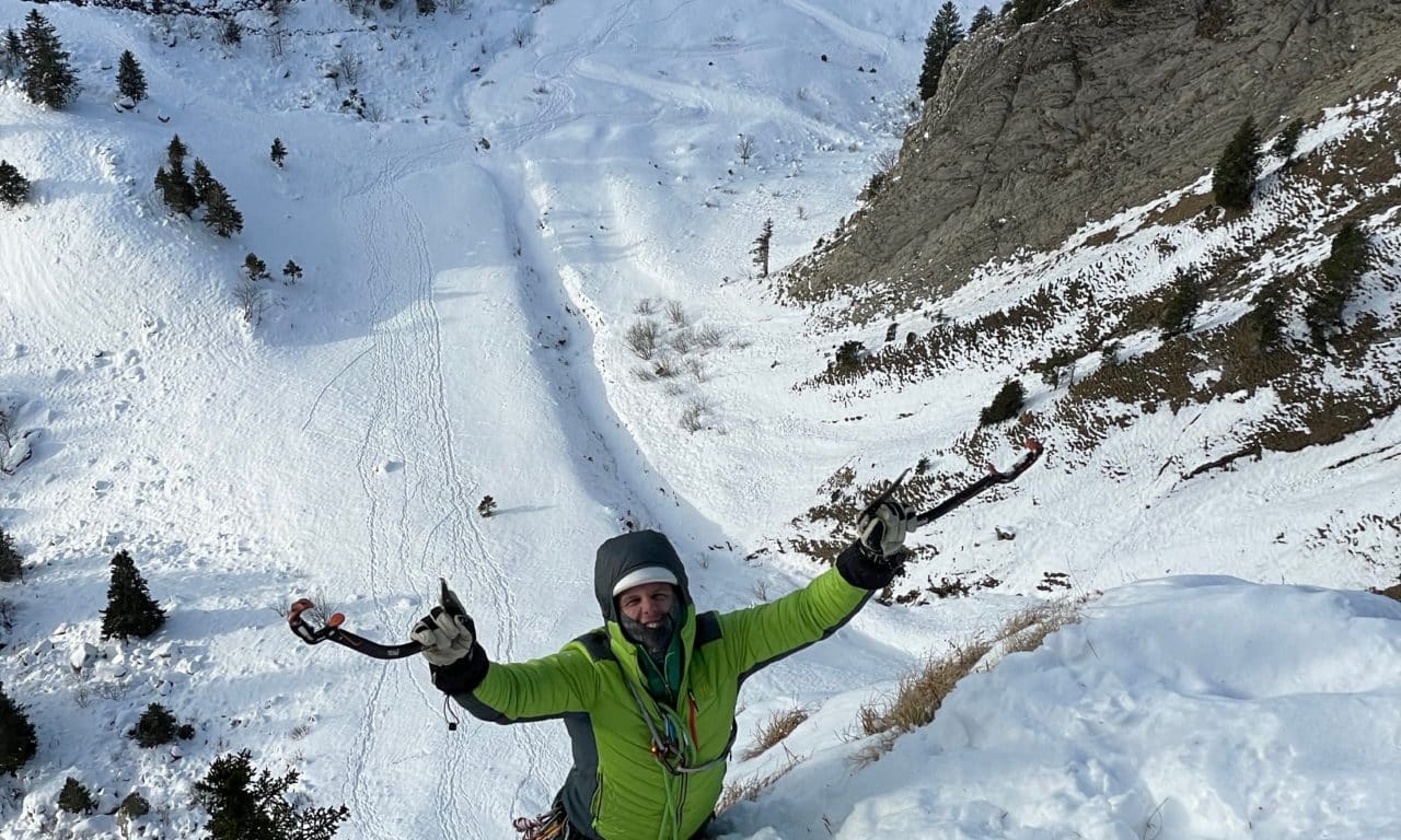 <span style="font-size:1.5em;"> MIXTE </span><br> Mixte et mottes dans les Pré-Alpes <br> /// 8 janvier 2027 /// <br><span style="color: #b0cc00;"> Places disponibles </span>
