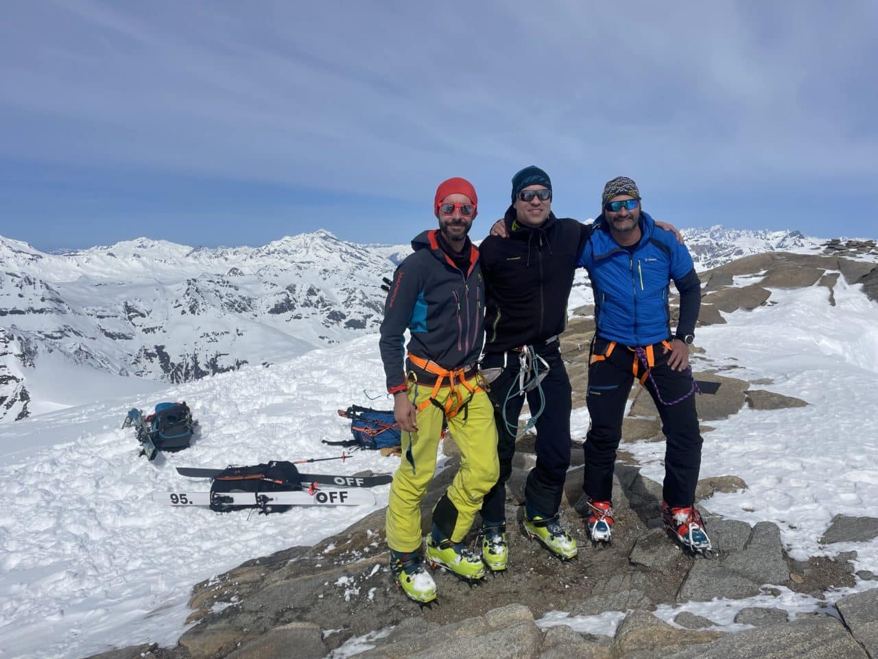 Traversée Carro Evettes et Albaron avec Yann Nussbaumer guide de montagne chez Helyum