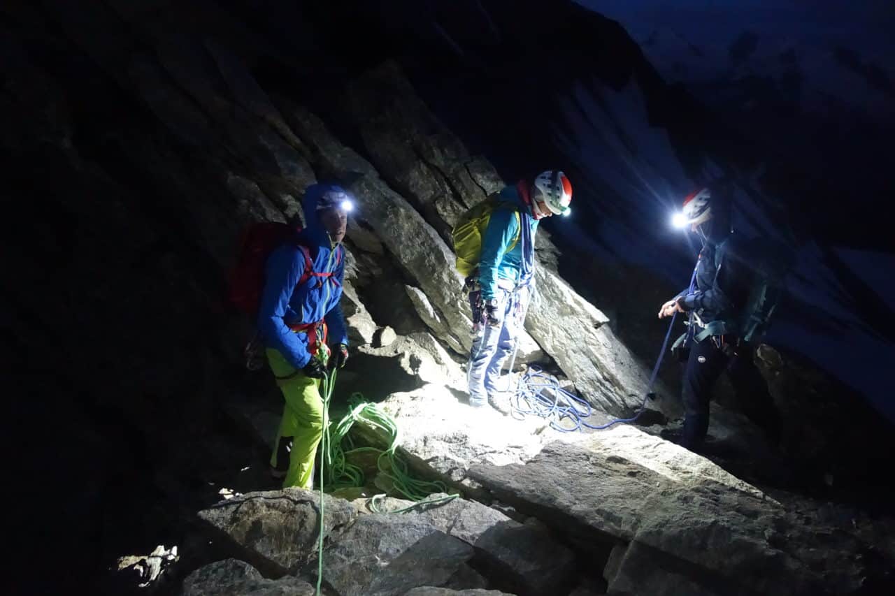 Helyum.ch arete nord du Weissmies départ