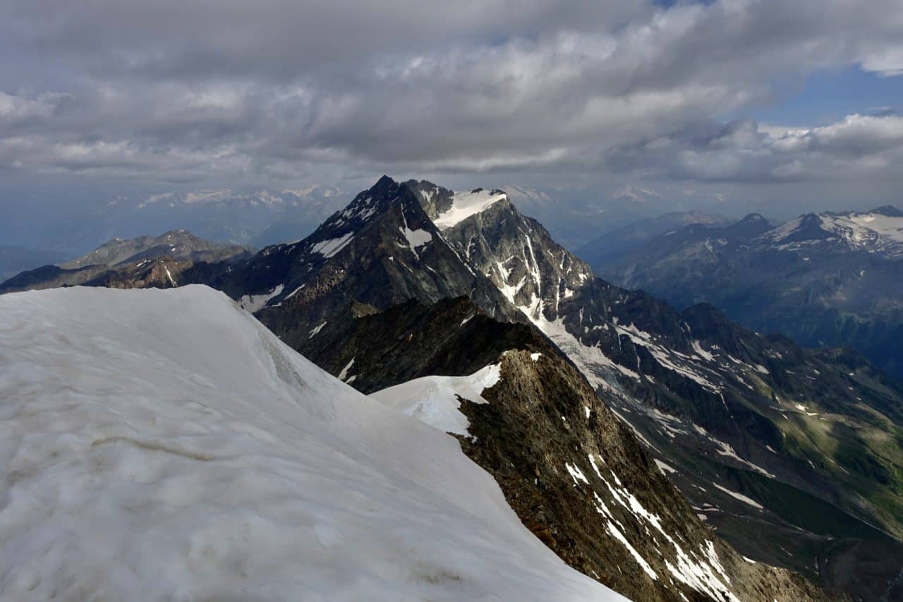 Helyum.ch arete nord du Weissmies, vue du sommet