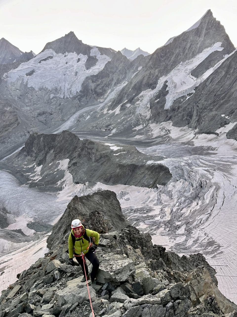 Arête des 4 ânes, Dent Blanche avec Jérôme Gottofrey guide de montagne chez Helyum