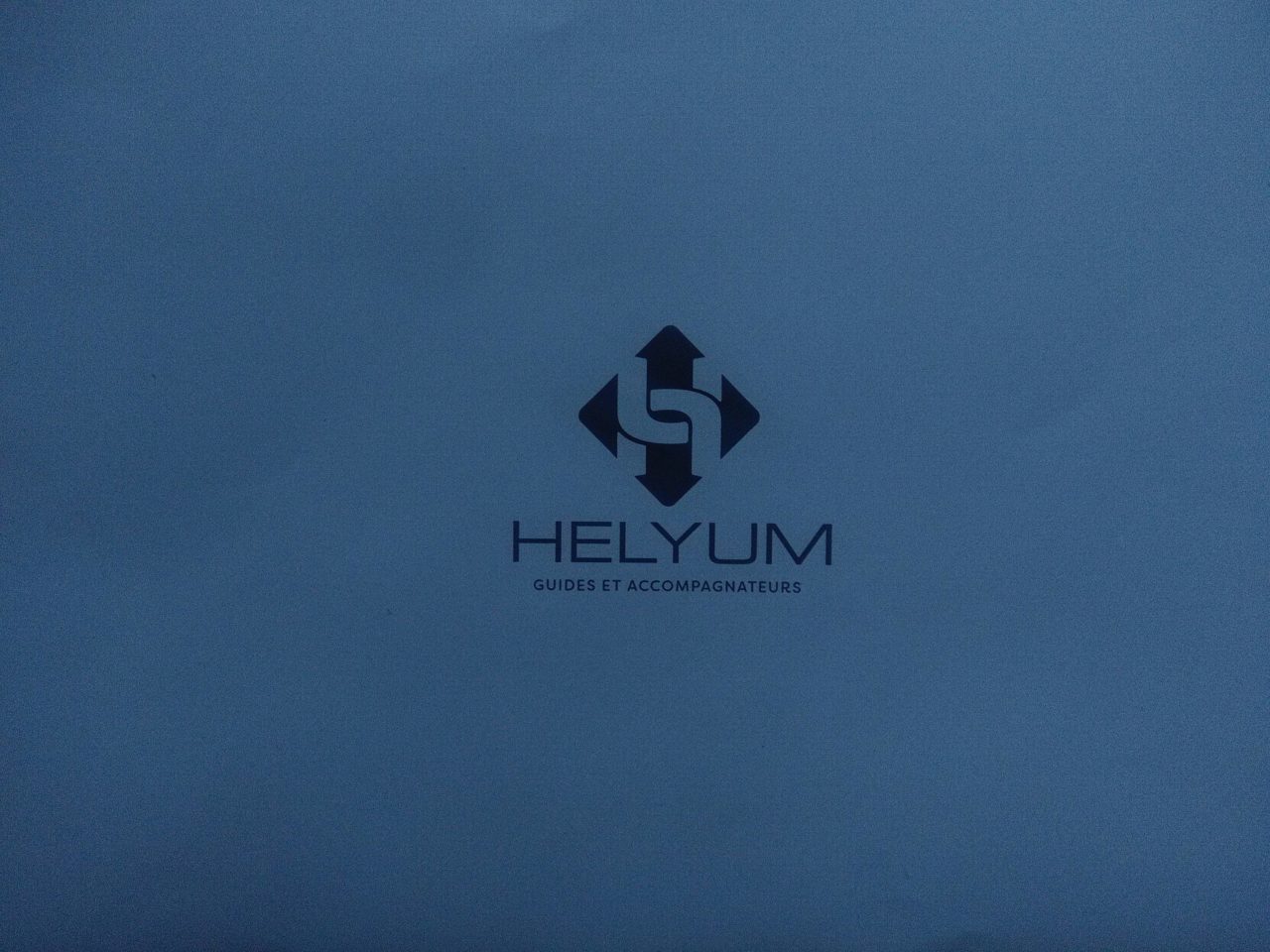 test logo helyum.ch