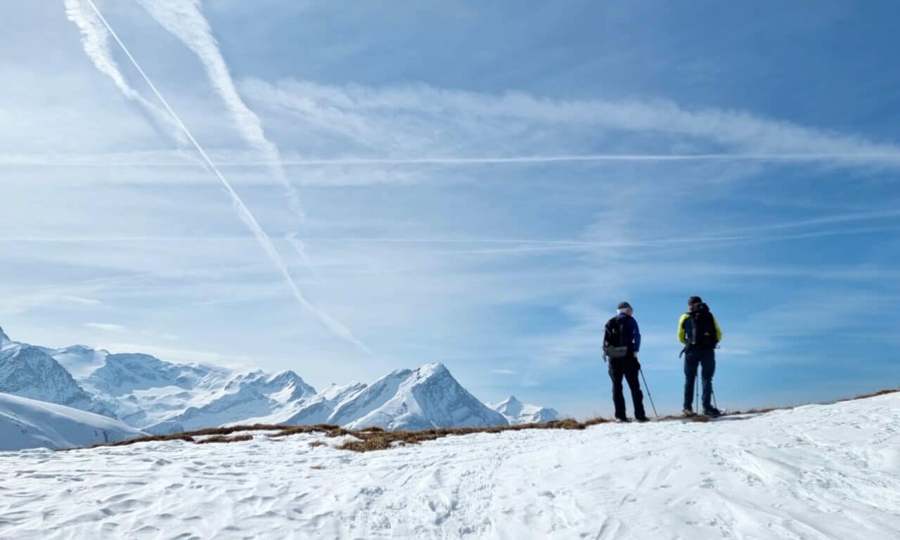 <span style="font-size:1.5em;"> RAQUETTE</span><br/> Randonnées Hivernales à la Lenk<br/> /// 13-14 Mars 2025 /// <br/><span style="color: #b0cc00;"> Places Disponibles </span>