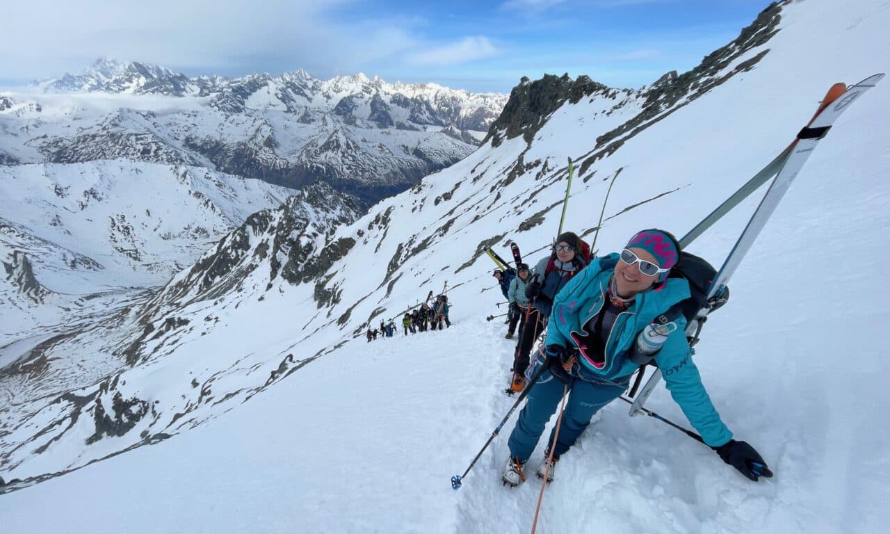 <span style="font-size:1.5em;"> SKI </span><br/> Haute-route Chamonix-Zermatt <br/> /// Mars 2025 /// <br/><SPAN STYLE="color: #b0cc00;"> Places disponibles </span>