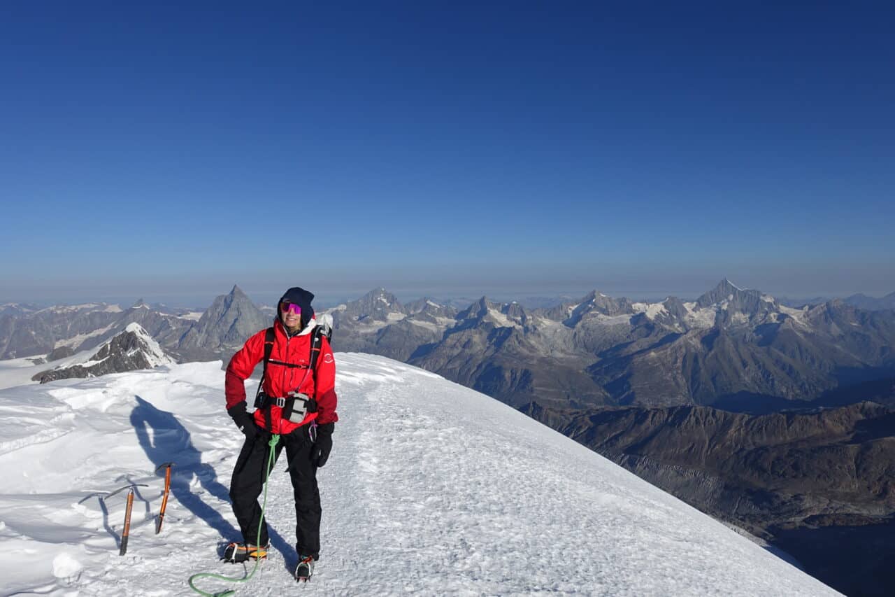 Helyum.ch Traversée du Lyskamm Anne Sophie au sommet ouest