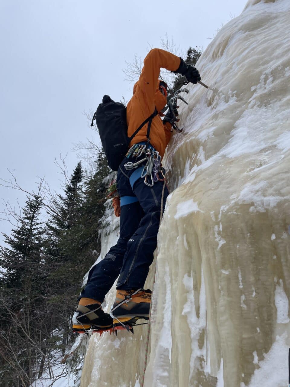 Helyum Alexandre Gal Cascade de glace Québec