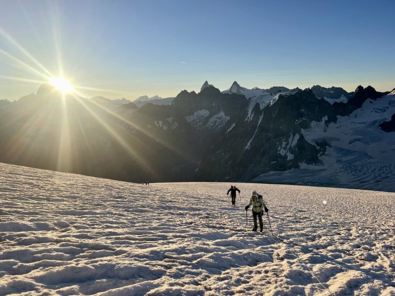 Découverte de l'alpinisme à Arolla avec Yann Nussbaumer et Mathilde Oeuvrard