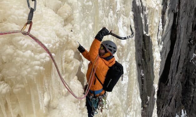 <span style="font-size:1.5em;"> GLACE</span><br> Initiation <br> /// 1 Février 2026 /// <br><span style="color: #b0cc00;"> Places Disponibles </span>