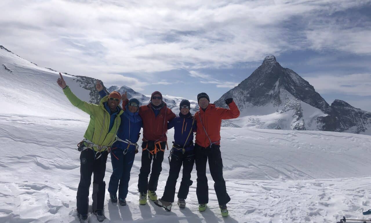 <span style="font-size:1.5em;"> SKI </span><br/> Haute-route Imperiale <br/> /// 8 au 12 avril 2026 /// <br/><SPAN STYLE="color: #b0cc00;"> Places disponibles </span>