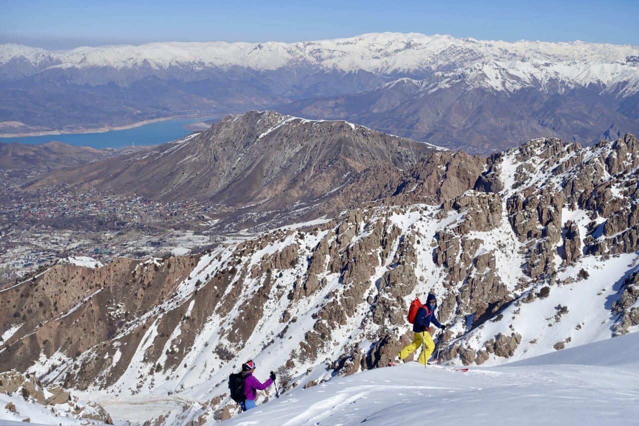 Ouzbekistan mars Helyum.ch ski région Chimgan. eperon central