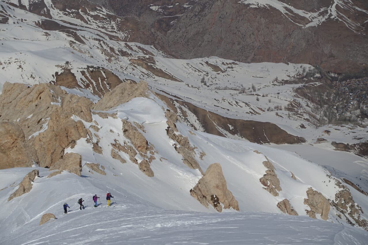Ouzbekistan mars Helyum.ch ski région Gelon eperon magique