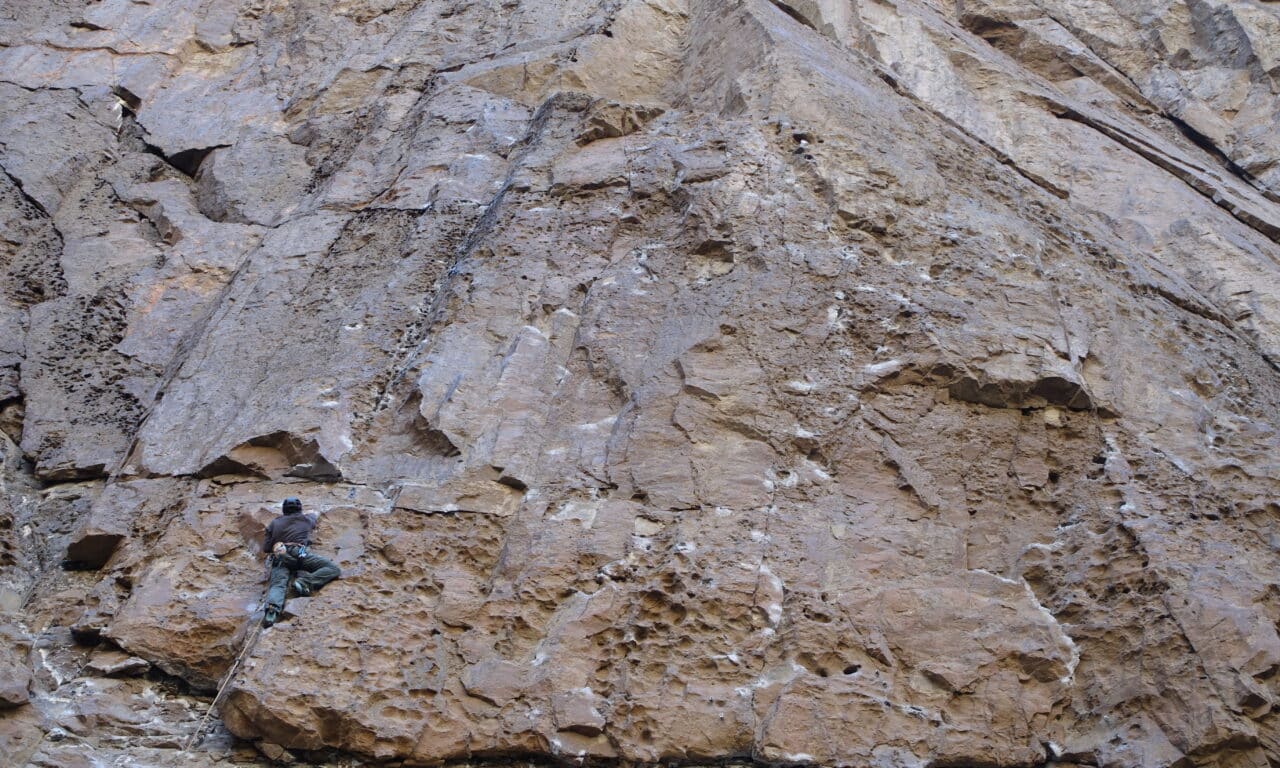 <span style="font-size:1.5em;"> ESCALADE </span><br> Patagonie Argentine <br> /// Octobre – novembre 2026 ///<br><span style="color: #b0cc00;"> Départ Garanti </span>