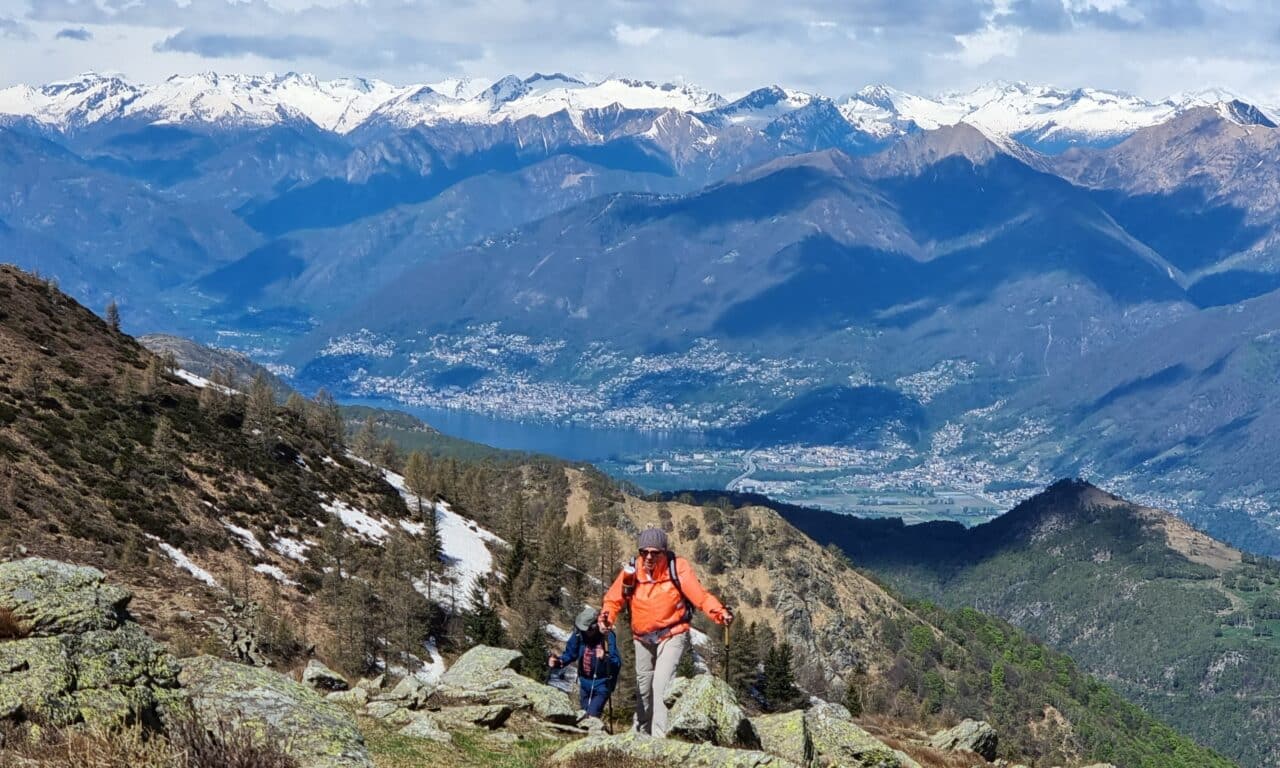 <span style="font-size:1.5em;"> NATURE </span><br> Randos dans le Centovalli et Onsernone <br> /// 15- 18 Octobre 2026 /// <br><span style="color: #b0cc00;"> Places Disponibles </span>