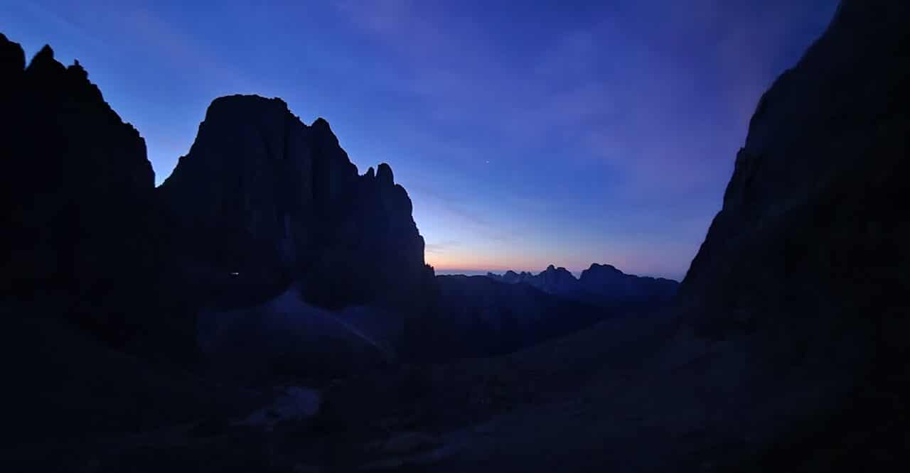 <span style="font-size:1.5em;">Escalade </span><br> Grimpe aux Dolomites   <br> /// Du 1er au 5 septembre 2027 /// <br><span style="COLOR: #B0CC00;"> Places disponibles </span>