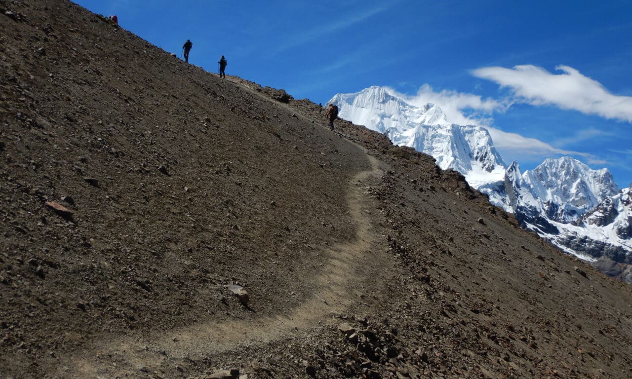 <span style="font-size:1.5em;"> ALPINISME </span><br/> Pérou Sauvage<br/> /// 4 au 27 Juin 2027 /// <br/><span style="color: #b0cc00;"> Places disponibles </span>