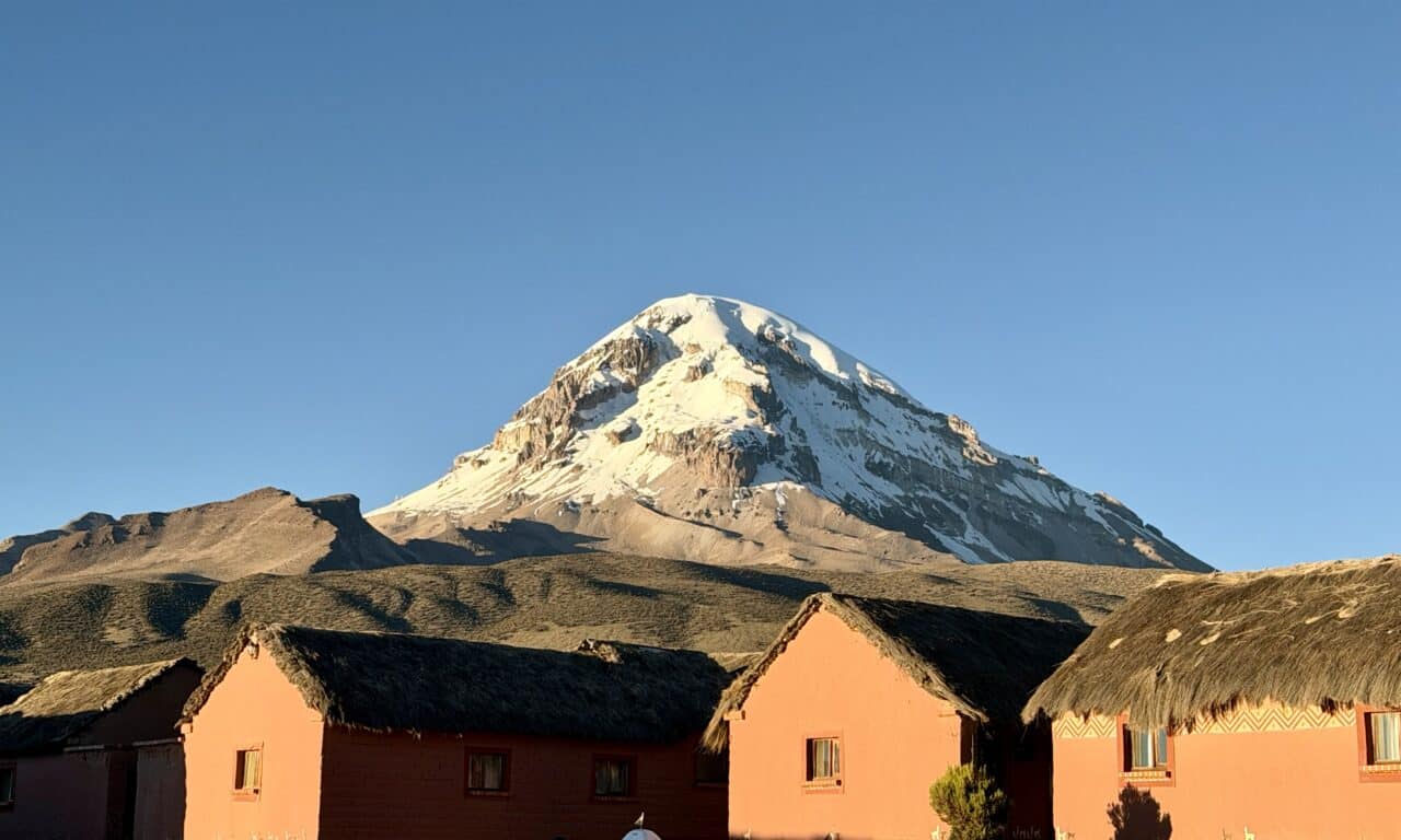 <span style="font-size:1.5em;"> ALPINISME </span><br> Bolivie<br> /// 1 au 23 mai 2027 /// <br><span style="color: #b0cc00;"> Place Disponible</span>